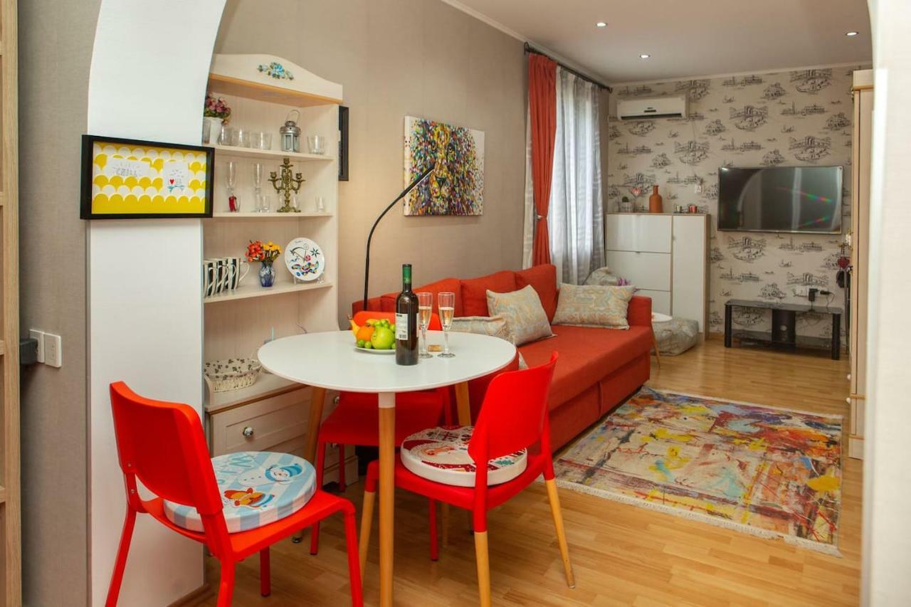 Alionas Home Tbilisi Esterno foto